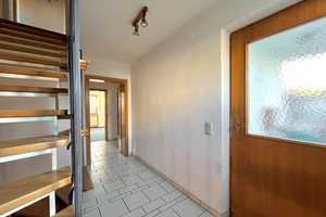 Dieses sehr geräumige, helle und individuelle Haus-2 Whg. möglich-freut sich in Wettstetten auf Sie – Eichstätt (Kreis) – Vorschaubild 11
