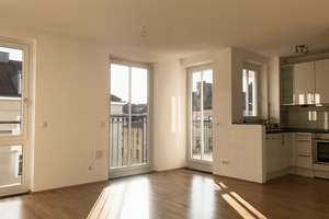 Sehr schöne, moderne 2-Zimmer-Wohnung im Franzosenviertel mit großem Süd-/West-Balkon – Die vollständige Adresse der Immobilie erhältst du vom Anbieter., 81667 Haidhausen Nord, München – Vorschaubild 2