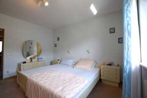 Geräumiges Zweifamilienhaus mit gemütlichem Garten und Garage – Ansbach (Kreis) – Vorschaubild 5