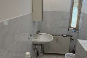 Bezugsfreie Altbauwohnung mit Balkon und Erker in phänomenaler Charlottenburger Lage – Helmholtzstraße 24, 10587 Charlottenburg, Berlin – Vorschaubild 29