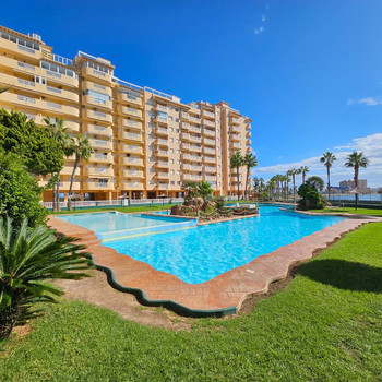 Urbanización in erster Linie am Mar Menor.