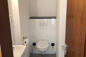 3-Zimmer-DG-Wohnung mit 2 Balkonen in Duisburg – Duissernstraße 33, 47058 Duissern, Duisburg – Vorschaubild 3
