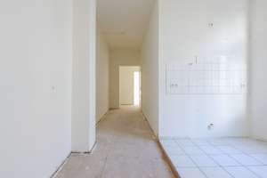 Bezugfrei: Helle Wohnung mit Balkon zur individuellen Neugestaltung – Isländische Str. 2, 10439 Prenzlauer Berg, Berlin – Vorschaubild 6