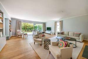 Großzügig, individuell und perfekt für Familien: Exklusive Villa mit Garten und Pool