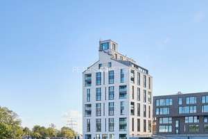 + Urbaner Rückzugsort mit Wasserblick - Wohnen auf der Schlossinsel + – Die vollständige Adresse der Immobilie erhältst du vom Anbieter., 21079 Harburg (Ortsteil), Hamburg – Vorschaubild 2