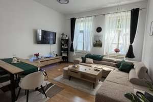 Altbau-Charme pur: 2-Zimmer-Wohnung mit Balkon mitten in Augsburg – kurzfristig bezugsfrei- – Volkhartstraße 18, 86152 Georgs- und Kreuzviertel, Augsburg – Vorschaubild 6