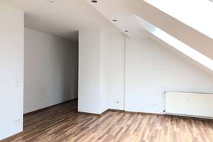 Investition oder Eigenheim: Lichtdurchflutete 4-Zimmer-DG-Wohnung in Bestlage – Westerbergstr. 60b, 44892 Langendreer, Bochum – Vorschaubild 5
