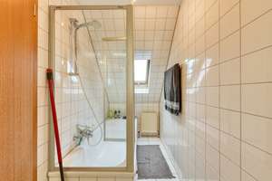 +++ Am Rosensteinpark - DG (4.OG ohne Aufzug) mit Studio - inklusive EBK - vermietet, 5% Rendite +++ – Sarweystraße 2, 70191 Nordbahnhof, Stuttgart – Vorschaubild 7