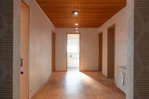 Sonnige Dachgeschoss-Oase mit PV-Anlage und Balkon – Die vollständige Adresse der Immobilie erhältst du vom Anbieter., 73614 Schorndorf – Vorschaubild 5