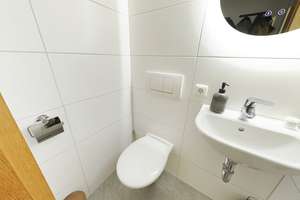 Property thumbnail 9