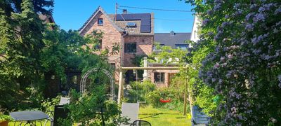 Troisdorf/Oberlar - Freistehendes EFH mit Garage auf herrlichem Sonnengrundstück inmitten des Ortes