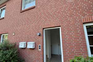 Helle Maisonettewohnung auf zwei Ebenen mit Potential nach oben..... – Die vollständige Adresse der Immobilie erhältst du vom Anbieter., 22549 Osdorf, Hamburg – Vorschaubild 3
