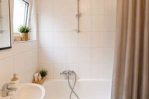 TOLLES INVESTMENT MIT TERRASSE - 2 ZI WOHNUNG – Zur Lindung 25-27, 40489 Angermund, Düsseldorf – Vorschaubild 3