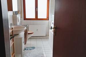Gepflegte großzügige  73 m² mit 2 Balkonen und Stellplatz in KA-Bulach! – Die vollständige Adresse der Immobilie erhältst du vom Anbieter., 76135 Beiertheim-Bulach, Karlsruhe – Vorschaubild 5