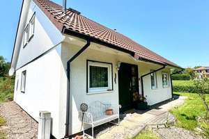 Gepflegtes Einfamilienhaus mit Terrasse, Doppelgarage und 700 M² wunderschönem Grundstück in Vacha-O – Die vollständige Adresse der Immobilie erhältst du vom Anbieter., 36404 Vacha – Vorschaubild 8