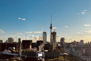 Luxus Penthouse-Maisonette mit privatem Rooftop + Garten in Berlin-Mitte/Prenzlauer Berg