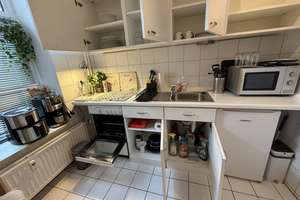 1 Zi Wohn. Ravensberg /Parkplatz,schick rot möbliert..kurz/ länger , gr Küche Waschmaschine Trockner – Alsenstrasse 17, 24118 Ravensberg, Kiel – Vorschaubild 8