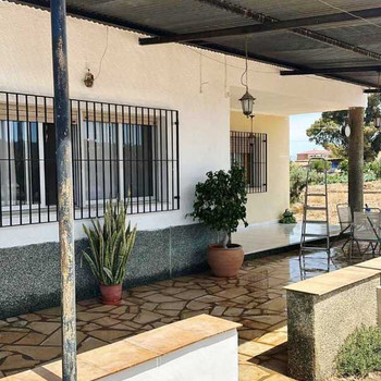 LANDHAUS PURIAS