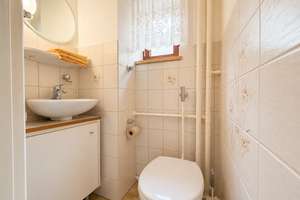 EFH mit schönem Garten, Vollkeller, Dachboden und viel Potenzial in begehrter Lage – Die vollständige Adresse der Immobilie erhältst du vom Anbieter., 12249 Lankwitz, Berlin – Vorschaubild 3