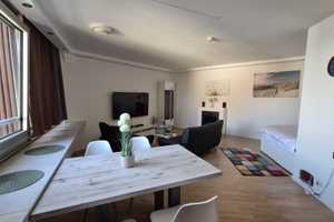 Löffelfertige 1-Raum-Wohnung mit luxuriöser Innenausstattung in Köln Sülz – Luxemburgerstraße 124-136, 50939 Köln – Vorschaubild 3