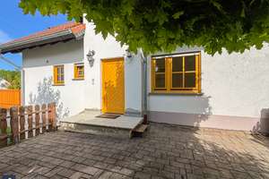 Ein Ort zum Großwerden und Ankommen: Großzügiges Landhaus, Gartenidylle und  Einliegerwohnung. – Die vollständige Adresse der Immobilie erhältst du vom Anbieter., 65558 Gückingen – Vorschaubild 9