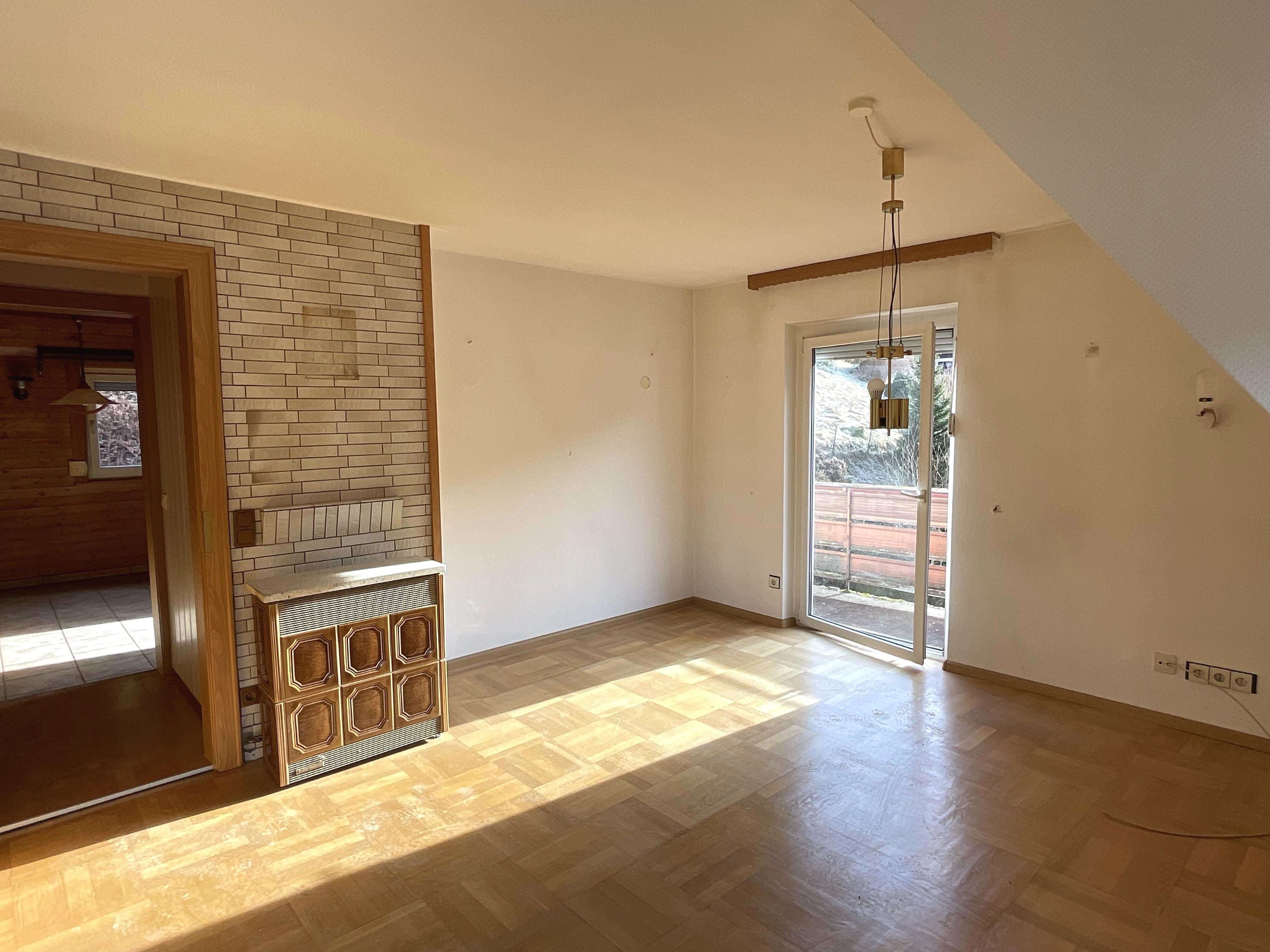 Immobilie in Triberg im Schwarzwald - Raum für Ideen und neue Perspektiven – Sanierungsbedürftiges Einfamilienhaus in Triberg! - Bild 7