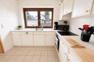 Familienfreundliches Einfamilienhaus in ruhiger Hinterbebauung – viel Platz, großer Garten und Ausba – Die vollständige Adresse der Immobilie erhältst du vom Anbieter., 28777 Farge, Bremen – Vorschaubild 6