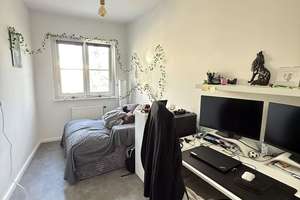 Incitement zum Eigentum: Helle 2,5‐Zimmer‐Wohnung mit Traumlage in Spandau – Die vollständige Adresse der Immobilie erhältst du vom Anbieter., 13585 Spandau (Ortsteil), Berlin – Vorschaubild 5