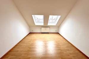 Provisionsfrei - Helle Dachgeschosswohnung | Light-flooded attic apartment – Ebertystraße 42, 10249 Friedrichshain, Berlin – Vorschaubild 17