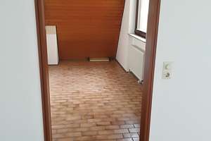 Zwei Zimmer in Stuttgart Botnang: Helle Wohnung im siebten Stock – Gustav-Mahler-Straße 28, 70195 Botnang-Süd, Stuttgart – Vorschaubild 4