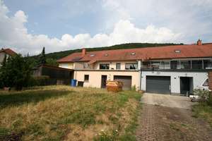 Reihenmittelhaus mit Potenzial in ruhiger Wohnlage von Ritschenhausen