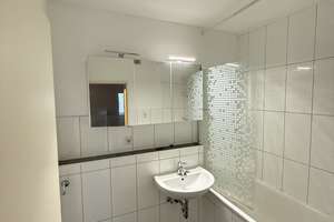 Großzügige 4 Zimmer Wohnung in Steinbüchel zu vermieten – Carl-von-Ossietzky-Straße 11, 51377 Steinbüchel, Leverkusen – Vorschaubild 2
