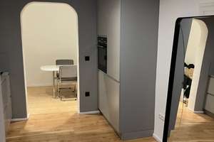 Traumhafte 3-Zimmer-Altstadtwohnung mit Balkon & hochwertiger Küche – Mittlerer Lech 16, 86150 Lechviertel, östl. Ulrichsviertel, Augsburg – Vorschaubild 1