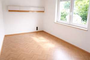 Einfamilienhaus (Altbau renovierungsbedürftig) 317.000 + KFZ-Zubau 19.500 + 3 Stp. 13.500 – 89231 Neu-Ulm – Vorschaubild 4