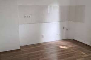 3-Zimmer-Wohnung | 60m² | Wannenbad mit Fenster