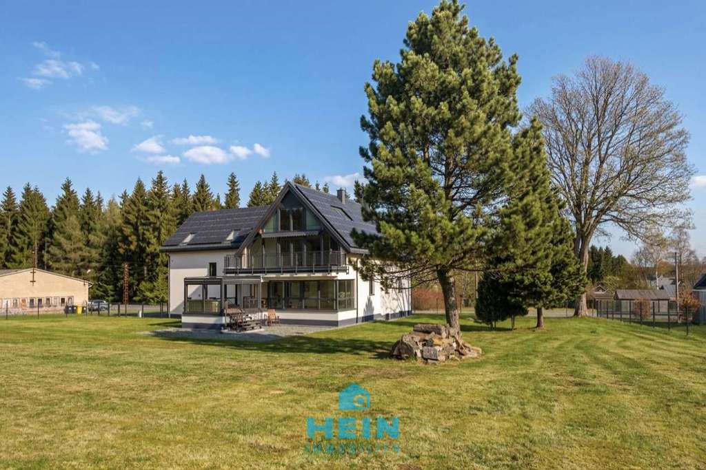 Immobilie in Marienberg - Liebe auf den ersten Blick – Ihr High-End-Traumhaus voller Freiheit & Luxus. - Bild 0
