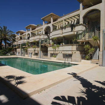 Penthouse mit großer Sonnenterrasse und Meerblick in exklusiver Wohnanlage von Palomares