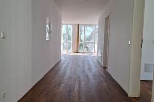 Moderne, großzügig geschnittene  2 Zimmer Wohnung -  mitten im Herzen von Ulm - an der Stadtmauer – Profosengasse 4, 89073 Mitte, Ulm – Vorschaubild 3