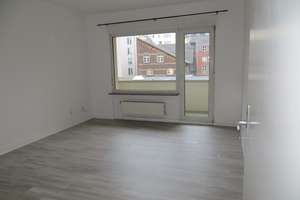 Seltene Gelegenheit im Agnesviertel: Leerstehende 3-Zimmer-Wohnung mit zwei Balkonen – Melchiorstraße 10, 50670 Neustadt/Nord, Köln – Vorschaubild 11