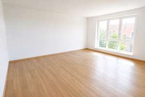 An den Eschen- 4-Zimmer-Wohnung mit Dachterrasse, Besichtigungstermin über Link, siehe Beschreibung – Die vollständige Adresse der Immobilie erhältst du vom Anbieter., 26129 Bloherfelde, Oldenburg (Oldenburg) – Vorschaubild 2