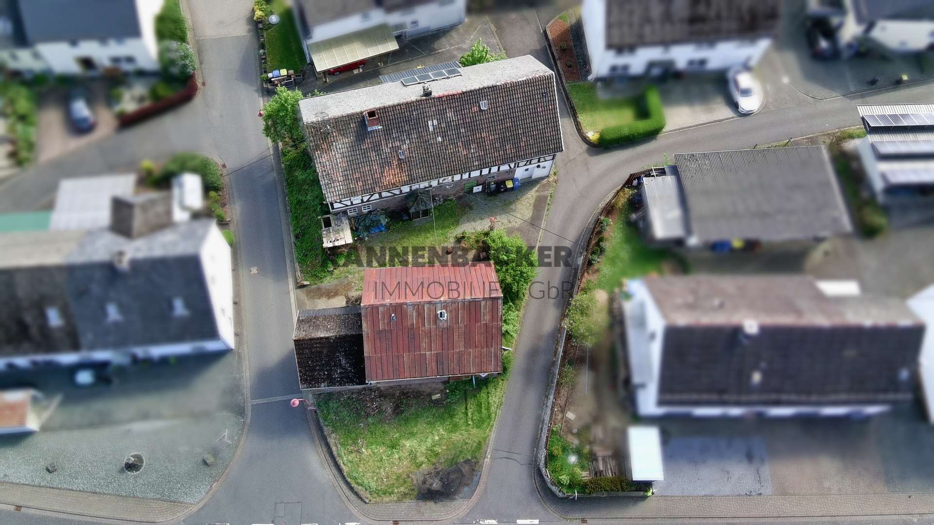 Charmantes Bauernhaus mit großer Scheune - ideal für Handwerker mit Herz fürs Detail, Altenkirchen Westerwald Kreis – Bild 1