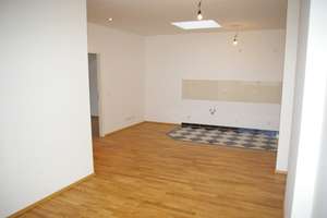 Wunderschöne 2-Zimmer-Wohnung im sanierten Fabrikgebäude mit Loggia !  – Eilenburger Straße 20b, 4317 Reudnitz-Thonberg, Leipzig – Vorschaubild 6