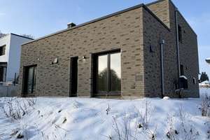 Energieeffizientes Einfamilienhaus mit Smarthome, PV Anlage und großzügigem Grundriss – Die vollständige Adresse der Immobilie erhältst du vom Anbieter., 32694 Dörentrup – Vorschaubild 1