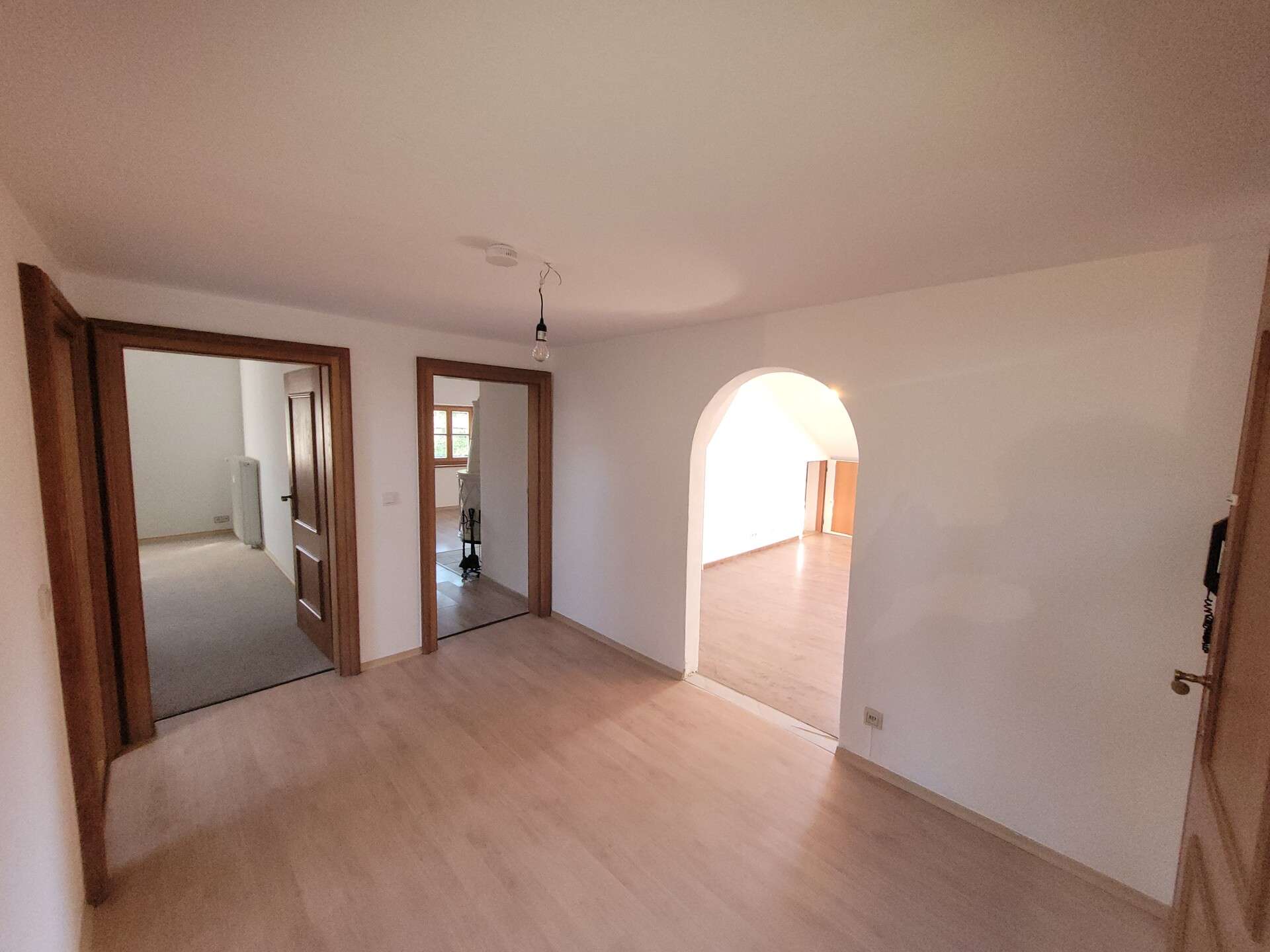 Immobilie in Gmund - Panoramablick & Ausbaupotential - einzigartige Dachgeschosswohnung in Seenähe - Bild 5