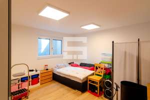 Rollstuhlgerechte/altersgerechte neuwertige 110 m² Wohnung auf 2 Ebenen mit Aufzug – Die vollständige Adresse der Immobilie erhältst du vom Anbieter., 81245 Altaubing, München – Vorschaubild 12
