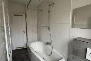 Helle 3-Zimmer Wohnung, großer Balkon  – Die vollständige Adresse der Immobilie erhältst du vom Anbieter., 70327 Wangen, Stuttgart – Vorschaubild 7