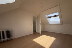 Kernsanierte 3-Zimmer-Maisonette im Dachgeschoss mit Aufzug in begehrter Lage von Pempelfort – Düsselthaler Straße 31, 40211 Pempelfort, Düsseldorf – Vorschaubild 12