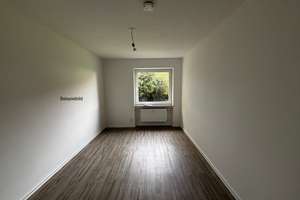 Charmante 2-Zimmer-Wohnung in Oldenburg mit Balkon und Garten – Die vollständige Adresse der Immobilie erhältst du vom Anbieter., 26133 Kreyenbrück, Oldenburg (Oldenburg) – Vorschaubild 3