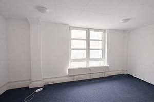 Große 5-Zimmer-Wohnung in Bremerhaven zu vermieten! – Hafenstraße 164, 27568 Lehe, Bremerhaven – Vorschaubild 2
