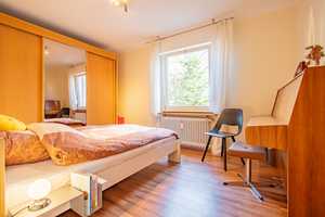 Idylle pur! Charmantes Einfamilienhaus mit liebevoll gestaltetem Garten – Gütersloh (Kreis) – Vorschaubild 13